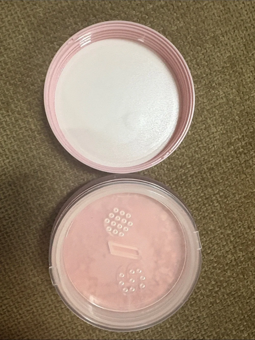 ONE/SIZE Ultimate Setting Powder — Light Pink Jar